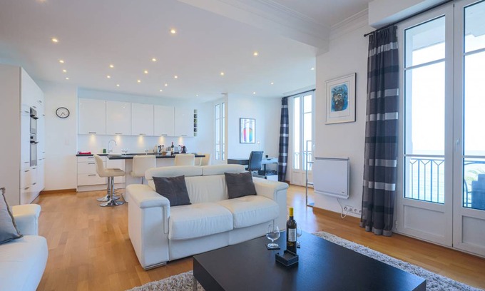 Fabron Apartment | 92 m² Apartment ∙ 2 bedrooms ∙ 4 guests