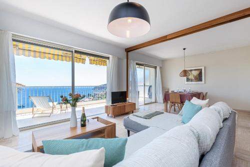 Villefranche-sur-Mer Apartment | Amazing Sea View 2Bdr Swimming Pool Parking