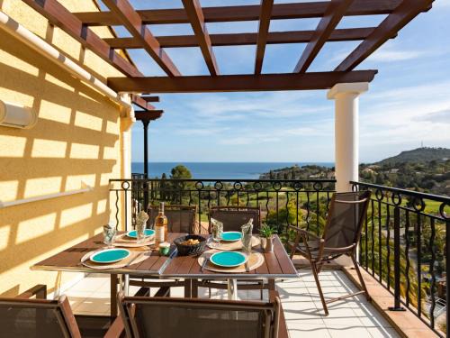 Cap Esterel Apartment | Apartment Le Village - C4319 by Interhome