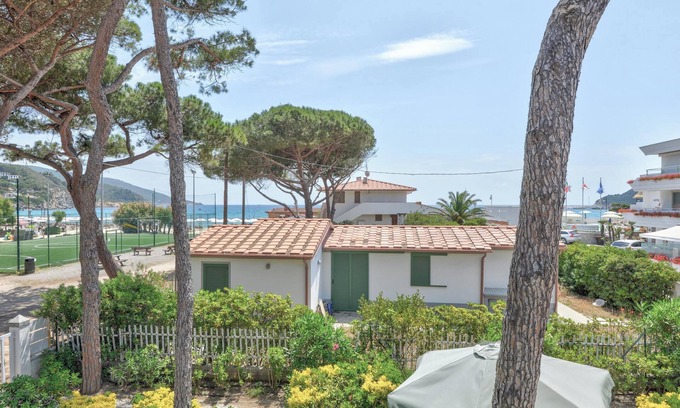 Marina di Campo Apartment | Apartment "Villa Fantagali 501" close to the Beach with Sea View, Garden & Wi-Fi