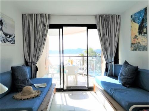 Cannes La Bocca Apartment | Appartement 2 pièces proche plage avec vue mer, clim, Wifi et piscines - FR-1-609-21