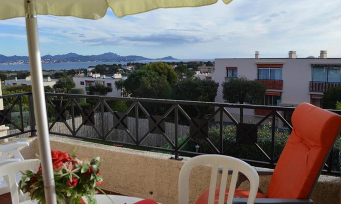 Saint-Aygulf Apartment | Appartement 2P/Mezzanine 4 Pers à Saint-Aygulf - Terrasse, Parking, Lave-linge - FR-1-226A-14