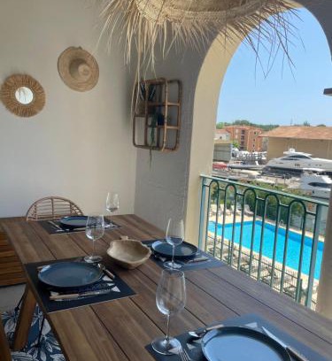 Port Grimaud Apartment | Appartement avec piscine