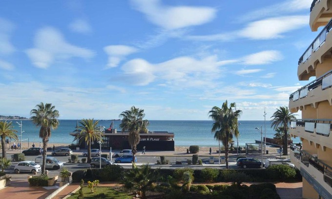 Frejus Plage Apartment | Appartement Fréjus, 1 pièce, 4 personnes - FR-1-226A-345