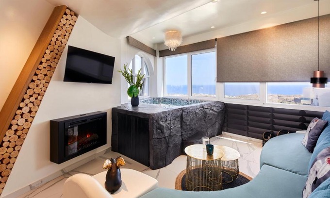 Vourvoulos Apartment | Artion Luxe Apartment