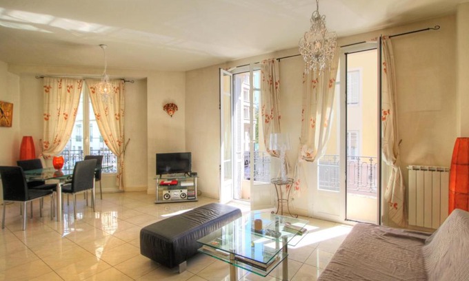Carre d'Or Apartment | Beau 2pièces Nice-centre