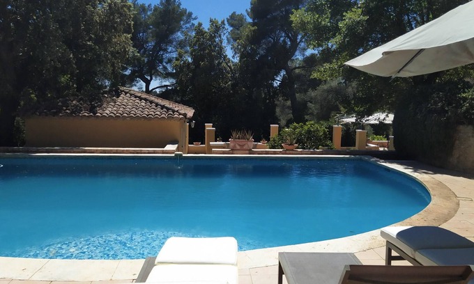 Saint-Paul-de-Vence Villa | Beautiful villa with adjoining house with fantastic garden, pool, whirlpool, bar