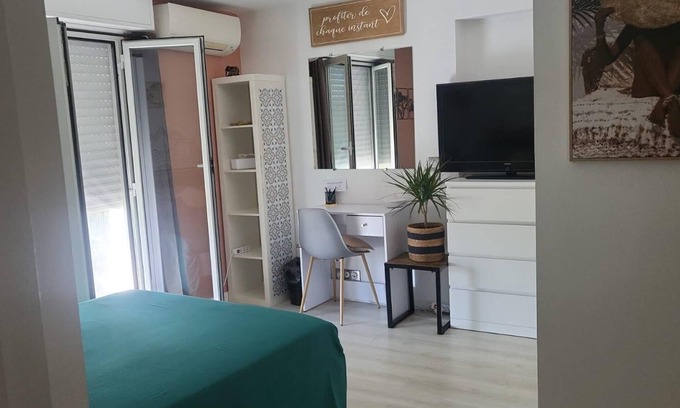 Saint Pierre de Feric Bed & Breakfast | Bedroom 2|Repos, Calm & Serenity - Chez Benny