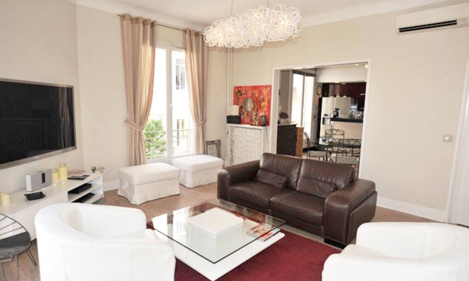 Cannes City Centre Apartment | Big nowember
