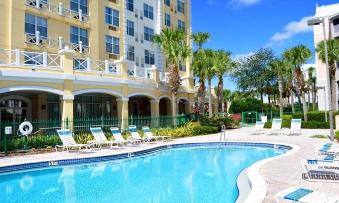 Kissimmee Apartment | Calypso Cay Vacation Villas 3BR Suite, FRIDAY Check-In