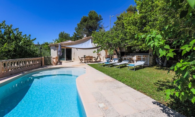 Porcio Villa | CASTAGNIERS SOUTRANE VI4144 by RIVIERA HOLIDAY HOM