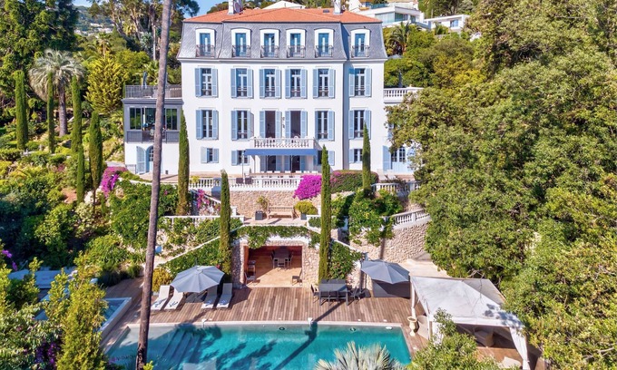 California - Pezou House | Château Les Alouettes