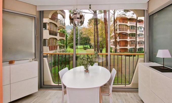 Mandelieu-La-Napoule Apartment | Charming Apt For 2 In Mandelieu La Napoule