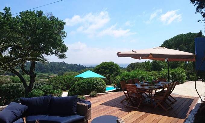 La Croix-Valmer House | Charming house overlooking the sea and vineyards heated pool 10 mins from the sea