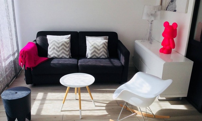 Nice City Centre Apartment | CONTEMPORARY APARTMENT NICE HYPER CENTER 2 MINUTES BEACHES