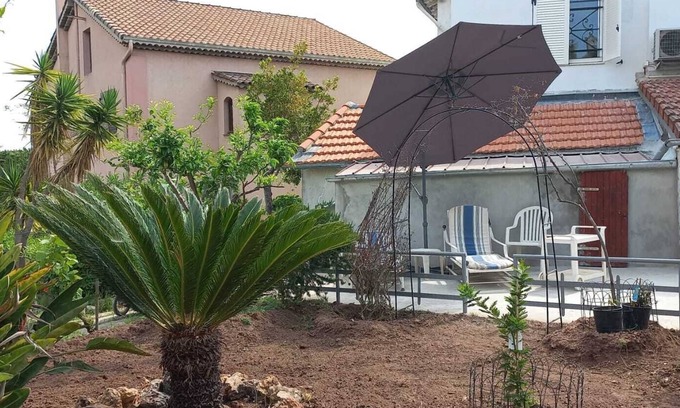 Vallauris Apartment | Cosy little spot on a sunny hillside on the Côte d'Azur