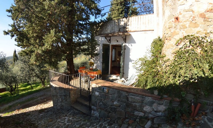 San Gennaro Other | Country House/Farm House in San Gennaro with 2 bedrooms sleeps 4