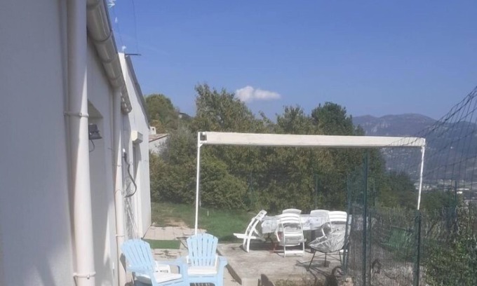Gattieres House | COUNTRY RENTAL SWIMMING POOL 3KM AWAY
