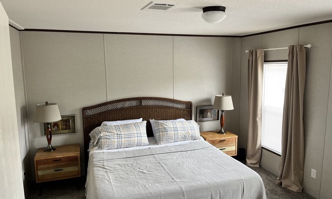 Clermont House | Country Retreat 30 minutes from Disney!