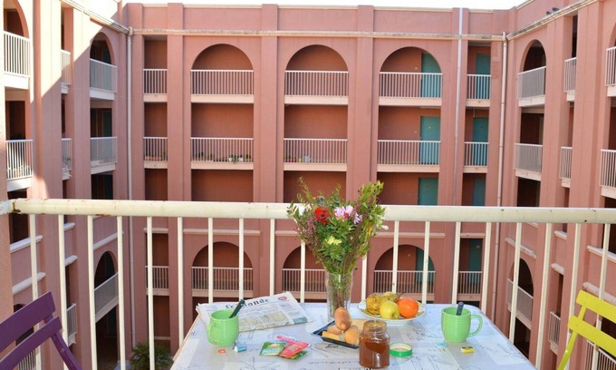 Saint-Aygulf Apartment | Cozy Studio in Saint Aygulf, 300m from Beach, Sleeps 3