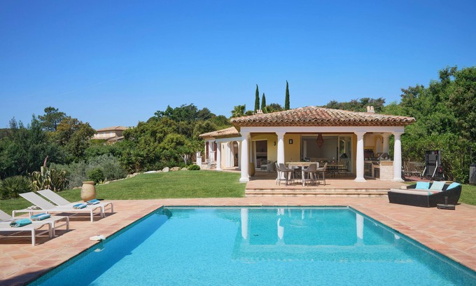 Sainte-Maxime - Saint-Tropez Villa | Divine Grimaud Villa with Spectacular Views & Private Pool