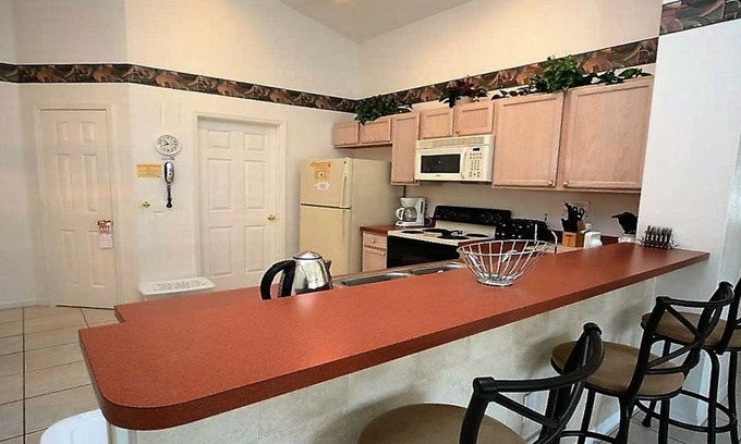 Eagle Pointe South Villa | Enjoy Orlando With Us - Eagle Pointe - Welcome To Contemporary 4 Beds 3 Baths Pool Villa - 7 Miles To Disney