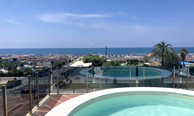 Forte dei Marmi Apartment | Exclusive dream - Sea view flat with swimming pool