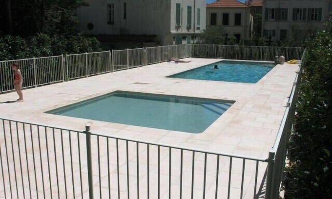 Prado - Republique Apartment | Fabulous 3 Bedroom Modern Apartment with Pool !