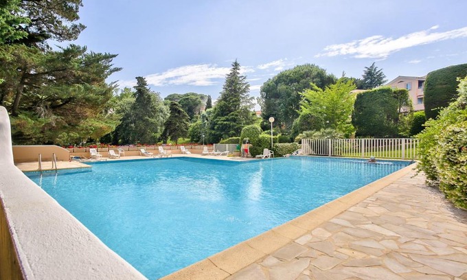Mandelieu-La-Napoule Apartment | Grand T3 résidence de standing - piscine & tennis