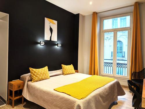 Jean-Medecin Hotel | H33 Hôtel