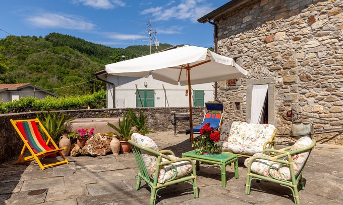 Vigneta House | Holiday Home "Villa Chiara" with Private Terrace
