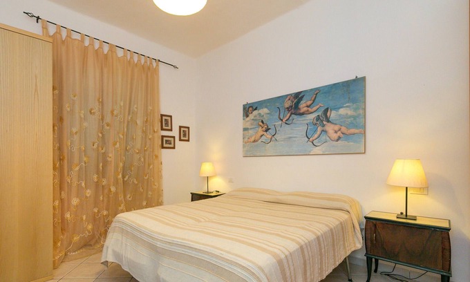 Rosignano Solvay House | Holiday Home 'Villetta Montini' with Terrace & Courtyard