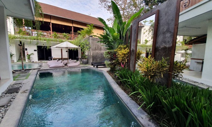 Batu Bolong Hostel | Hostel ∙ 8 guests