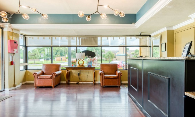 Sky Lake Hotel | Hotel Bel-Air Orlando
