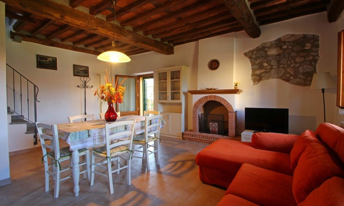 Camaiore House | House in Camaiore center for 5 People with Garden