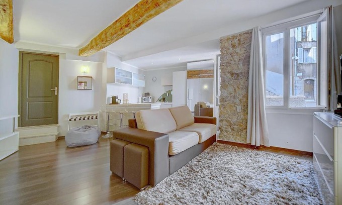 Le Suquet Apartment | IMMOGROOM - AC - Full comfort - City center of Cannes