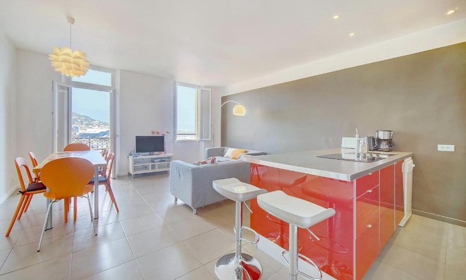 Le Suquet Apartment | IMMOGROOM - SEA View on the Port - Next to the beaches - AC - Wifi