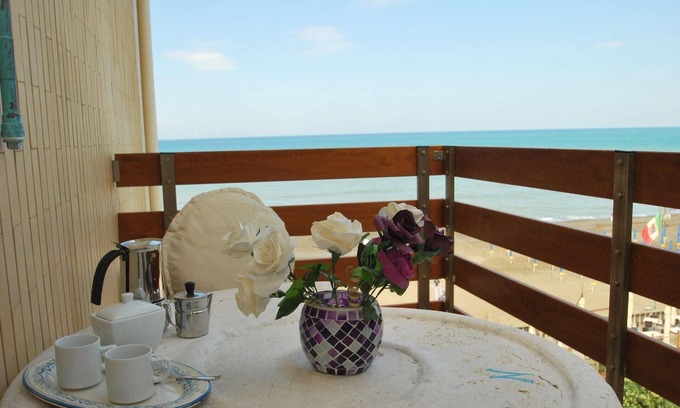 Marina di Castagneto Carducci Apartment | Holiday apartment Marina di Castagneto Donoratico for 1 - 3 persons - Holiday apartment