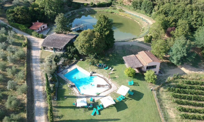 Figline e Incisa Valdarno House | SCOIATTOLI - Agriturism Fattoria Celle Villa Massi