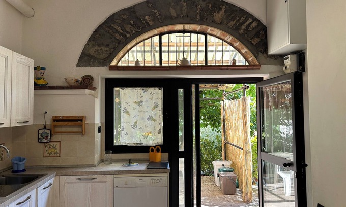 Borgo a Mozzano Apartment | La casa del borgo pet friendly family