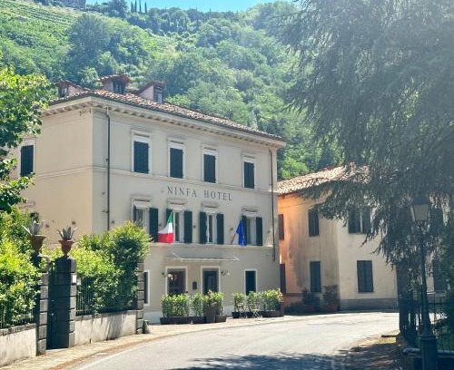 Bagni di Lucca Hotel | La Ninfa Hotel