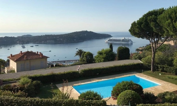 Villefranche-sur-Mer Apartment | Large balcony with a magnificent sea view. 2 bedroom apartment. Pool and parking