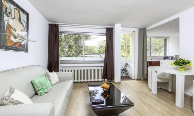 Pointe Croisette Apartment | Le Corsaire by Interhome