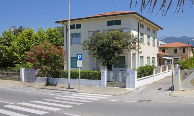 San Rocco in Turrite Apartment | Lovely apartment for 4 people with WIFI, TV and terrace