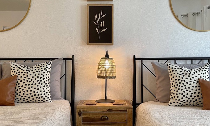 Southwest Orlando Condo | Lovely Studio In The Heart Of Orlando!