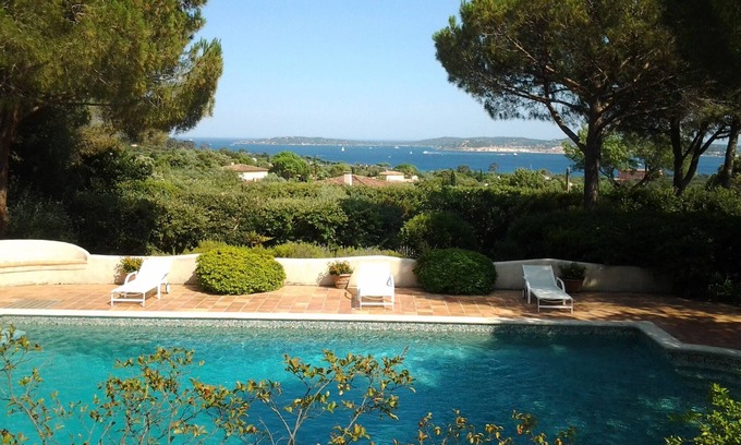 Sainte-Maxime - Saint-Tropez Villa | Luxury architect-designed villa with panoramic sea view in St Tropez, boat pontoon option