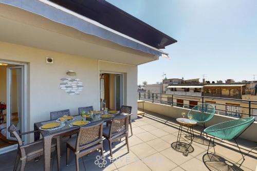 Nice City Centre Apartment | LUXURY BEACH five STARS HOLIDAY HOUSE