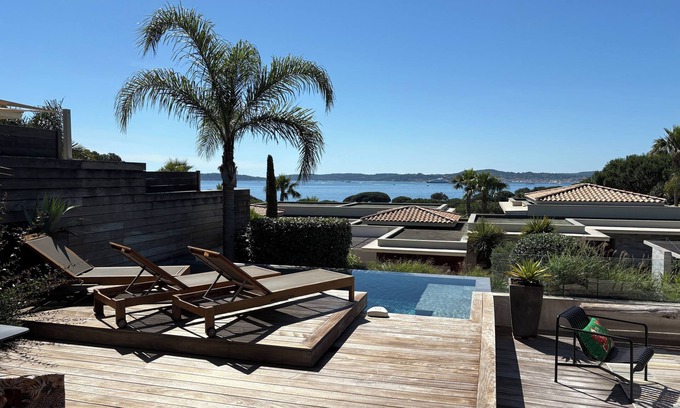 Sainte-Maxime House | LUXURY VILLA CLOSED TO THE BEACH AND CITY CENTER