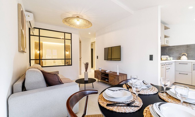 Old Town Apartment | Magnificient apartment - Old town - Near Place Rossetti