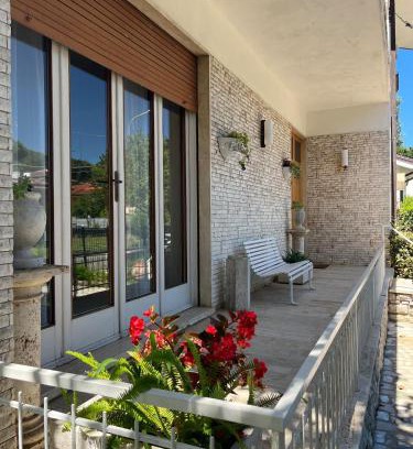 Pietrasanta House | Magnolia